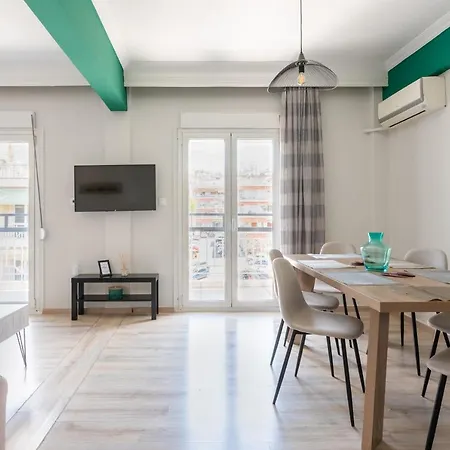 Di 90 M² Con 2 *