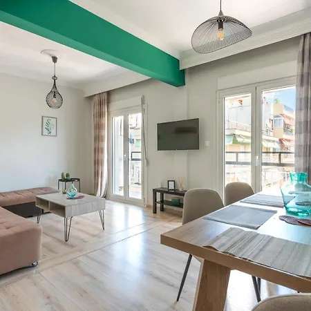 Appartamento Di 90 M² Con 2 Salonicco